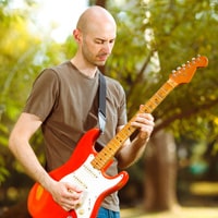 A guitarist with tendonitis guitar finger