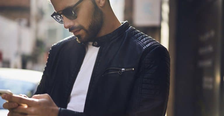 How To Add Value To Others & Develop Amazing Contacts For Your Music Career