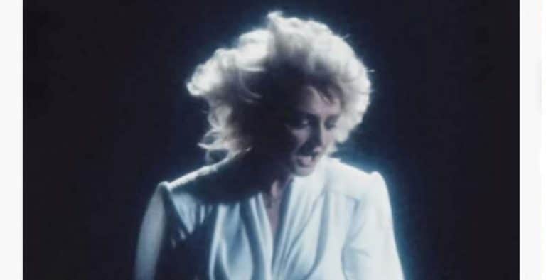 39 Best 80s Love Songs of All Time