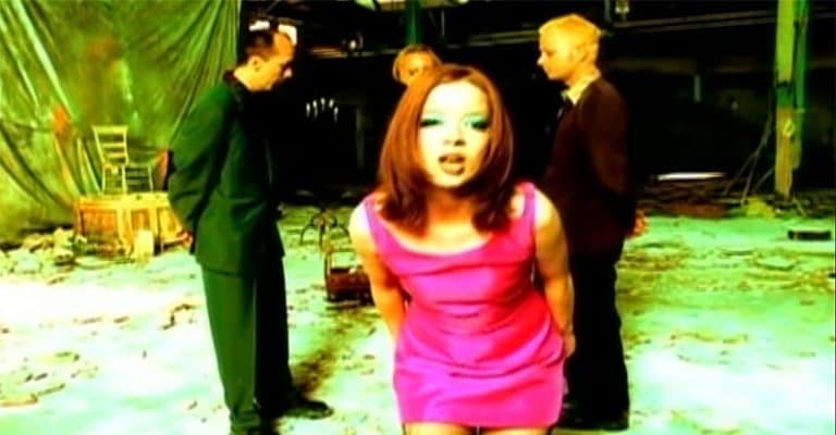 20 Top Songs About Rain, Some With ‘Raining’ In The Title