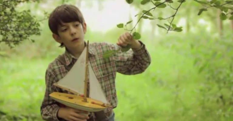 27 Best Songs About September