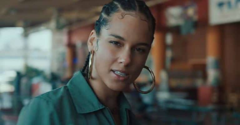 19 Best Songs About Underdogs