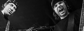 How To Look Cool On Stage With A Guitar – Tricks For Live Guitarists