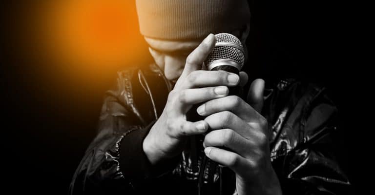 How To Hold A Microphone When Singing Or Rapping