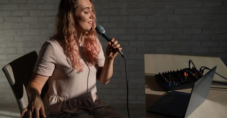 How To Improve Your Singing Voice In A Week, 11 Proven Tips