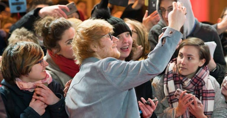 4 Incentives You Can Give Fans To Promote Your Music