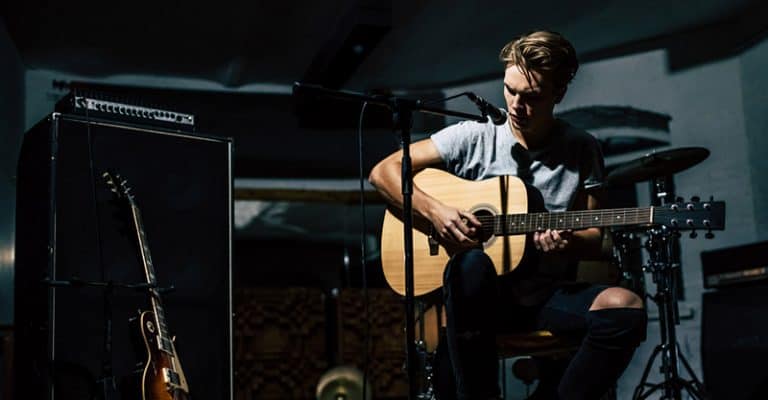How To Record A Live Acoustic Session For Youtube