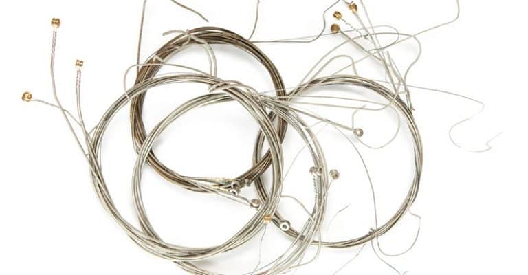 Can You Mix Guitar Strings From Different Brands?