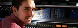 Home Studio Pros And Cons, Should You Build A Recording Studio?