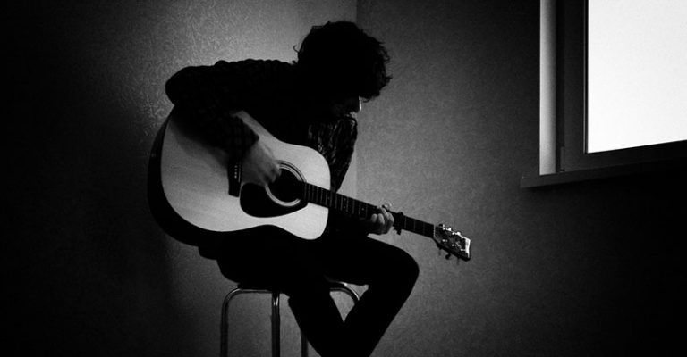 9 Sad Chords Progressions That’ll Stir Listener’s Emotions