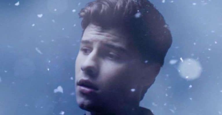 29 Sad Pop Songs; The Saddest Ever!