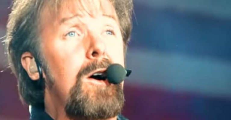 40 Top Songs About America & The American Dream