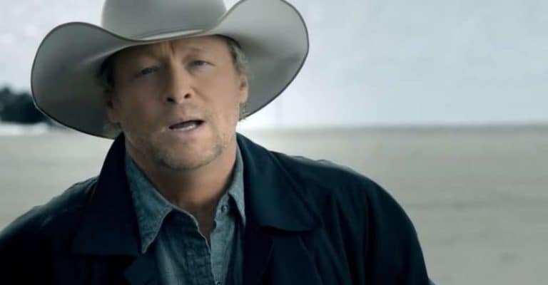 41 Songs About Regretting Hurting Someone