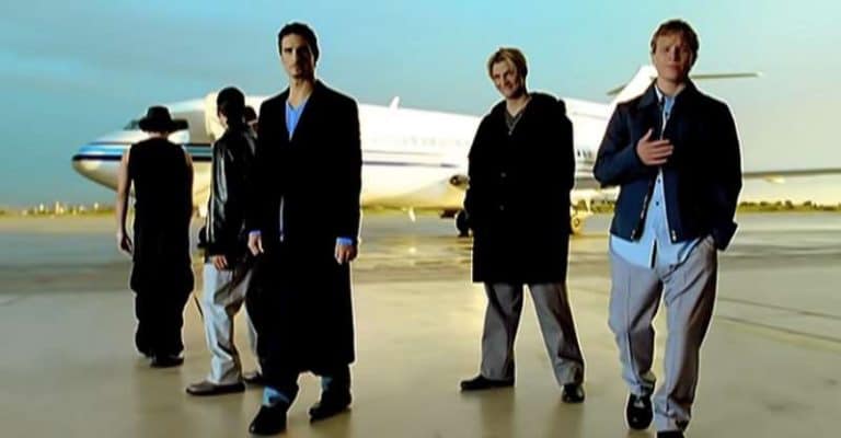 What Is Adult Contemporary Music? With 7 Top Examples & History