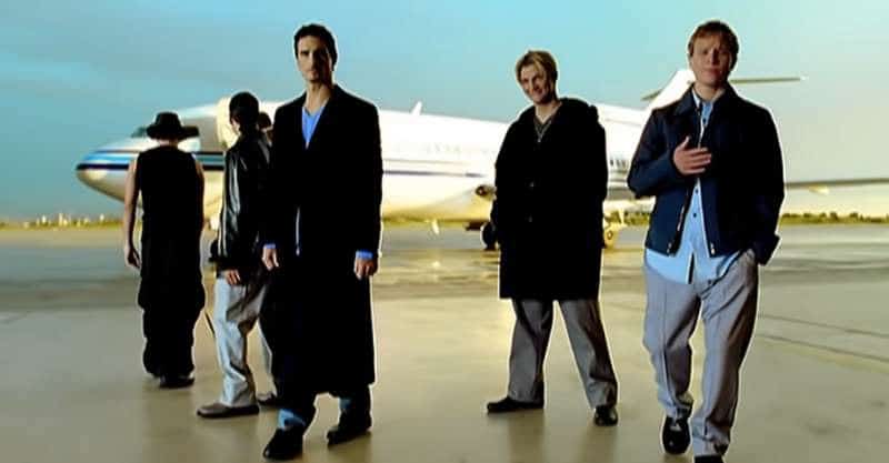 What Is Adult Contemporary Music With 7 Top Examples & History