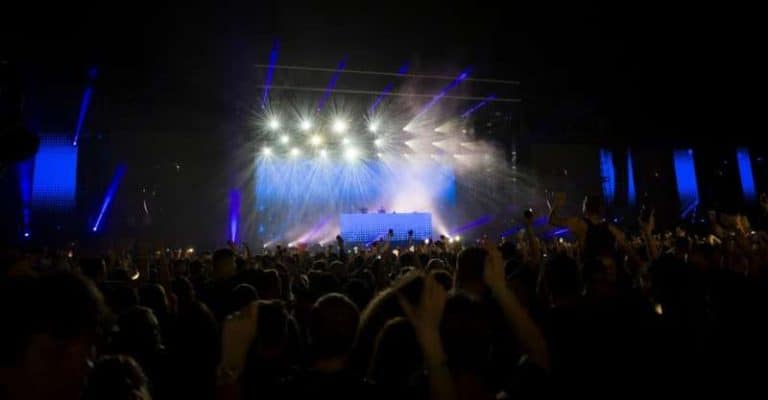 What is Drum and Bass Music? With 7 Top Examples & History