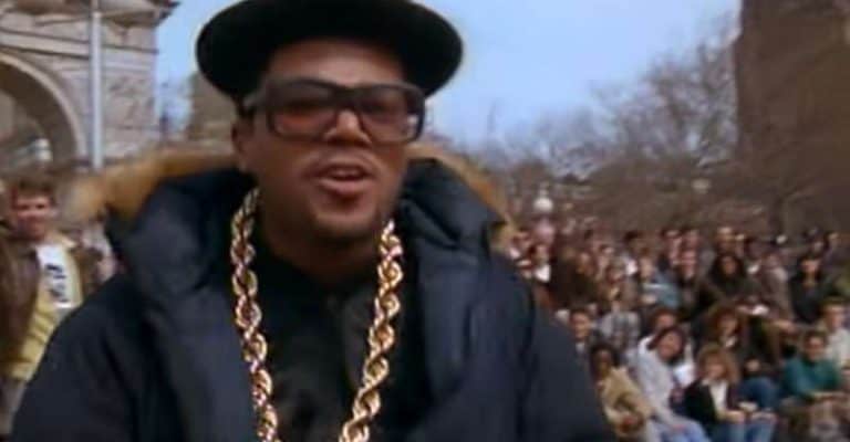 What Is Vernacular Music? With 7 Top Examples & History