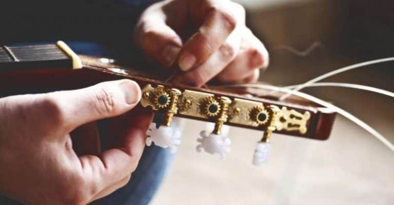 When To Change Guitar Strings, A Guide On How Often To Switch Them Out