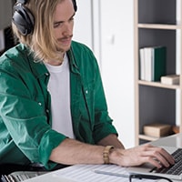 How to work with band leaders to play more shows